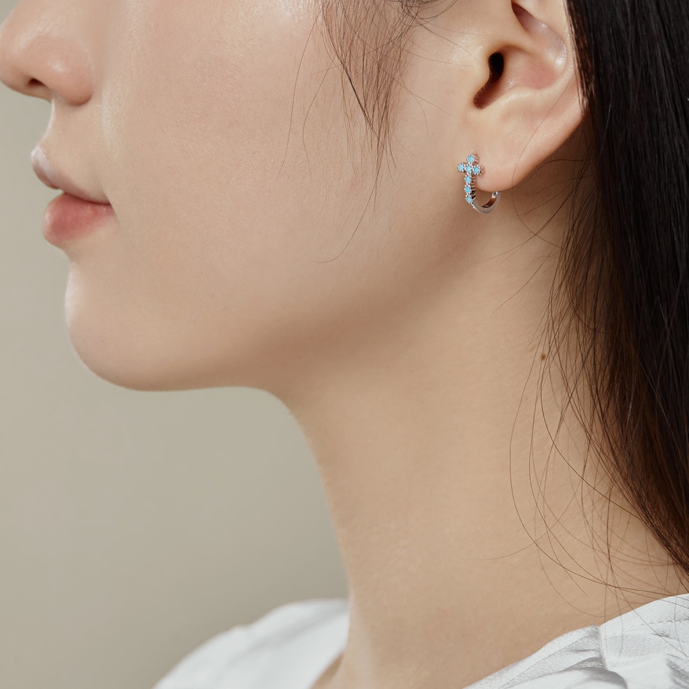 Aretes Huggies Cruz Turquesa
