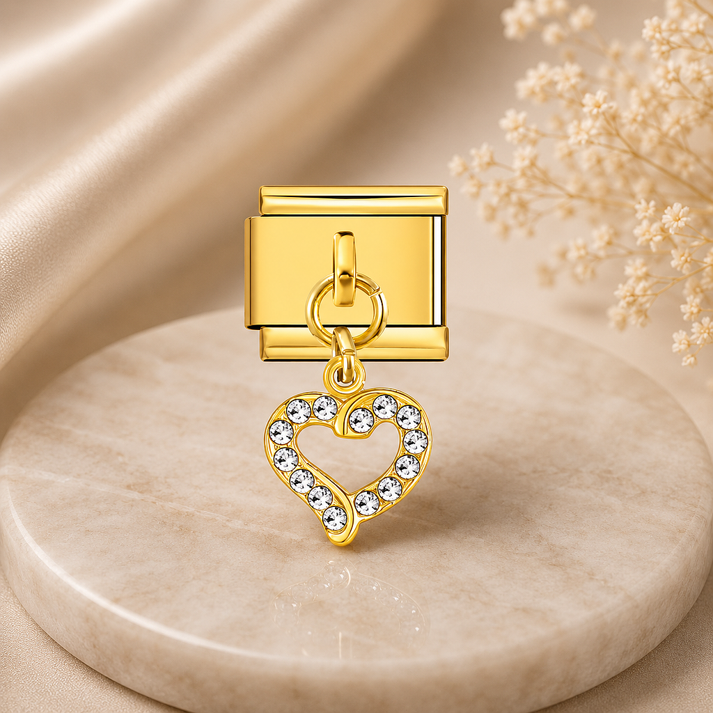 CHARM DORADO SILUETA CORAZON BRILLANTE