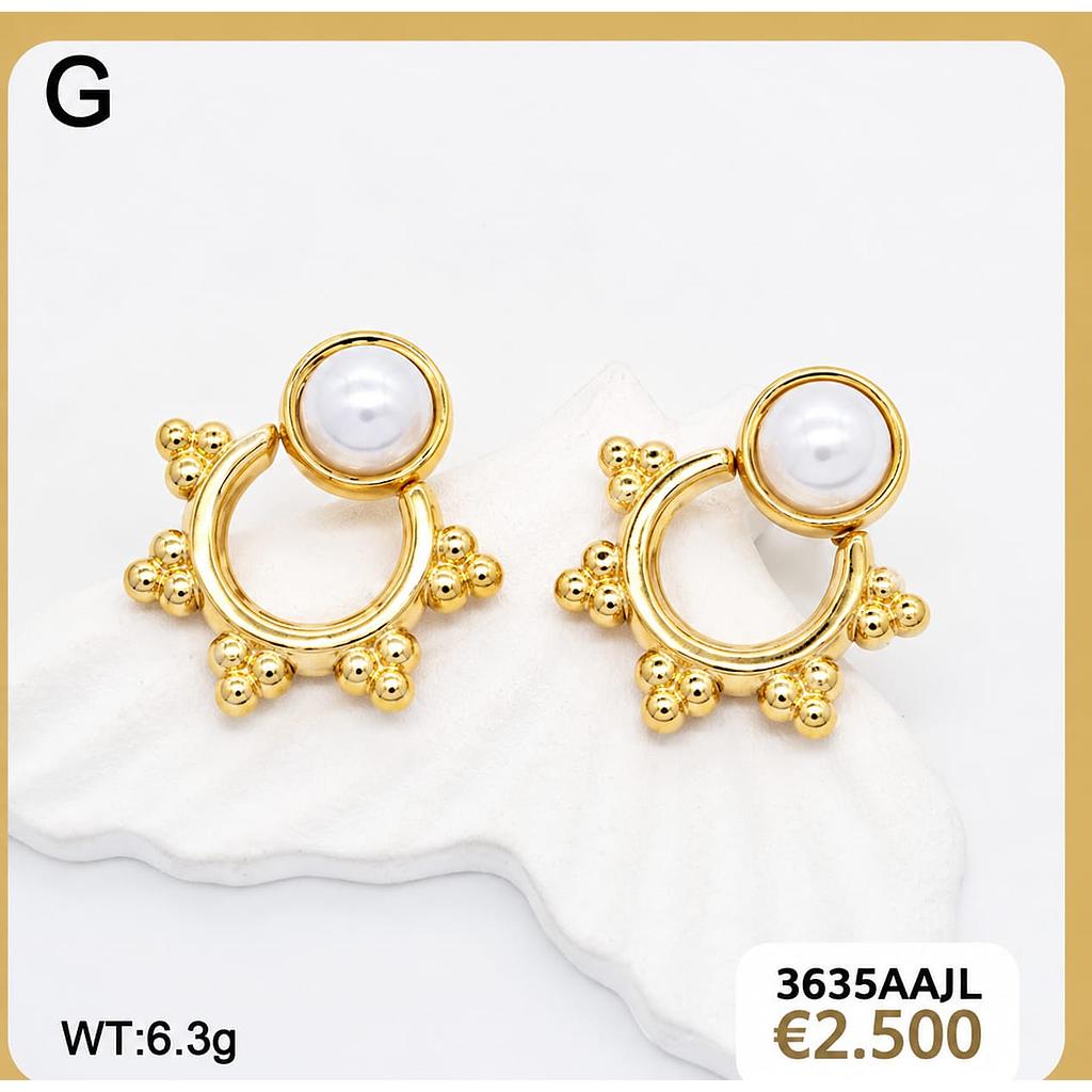 ARETES DE FLOR CON PERLA CREMA